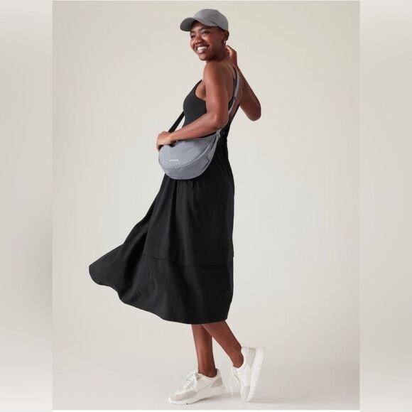 NWT Athleta Elation V Neck Hybrid Dress. Black. Medium - Picture 2 of 6